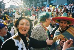 immer freundlich lächeln